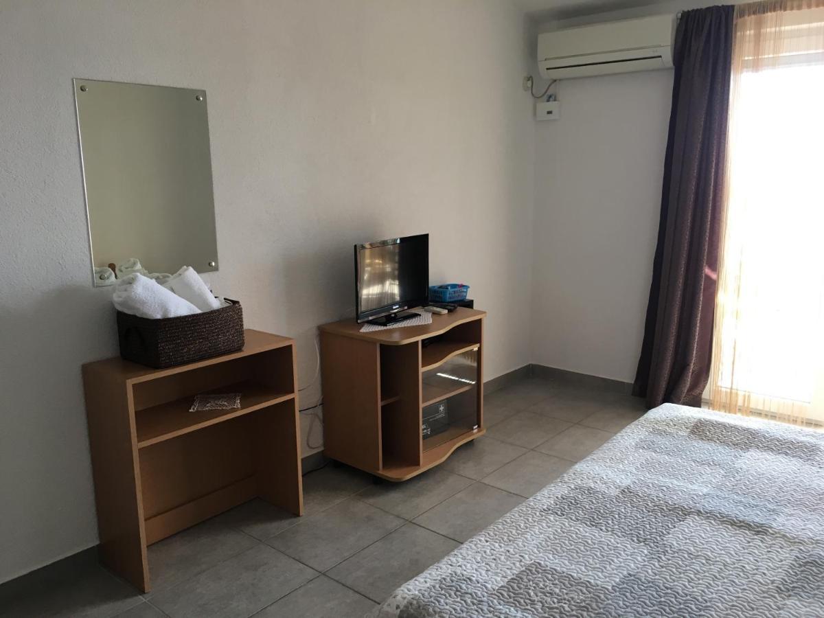 Apartmani Mia Trogir Exterior foto