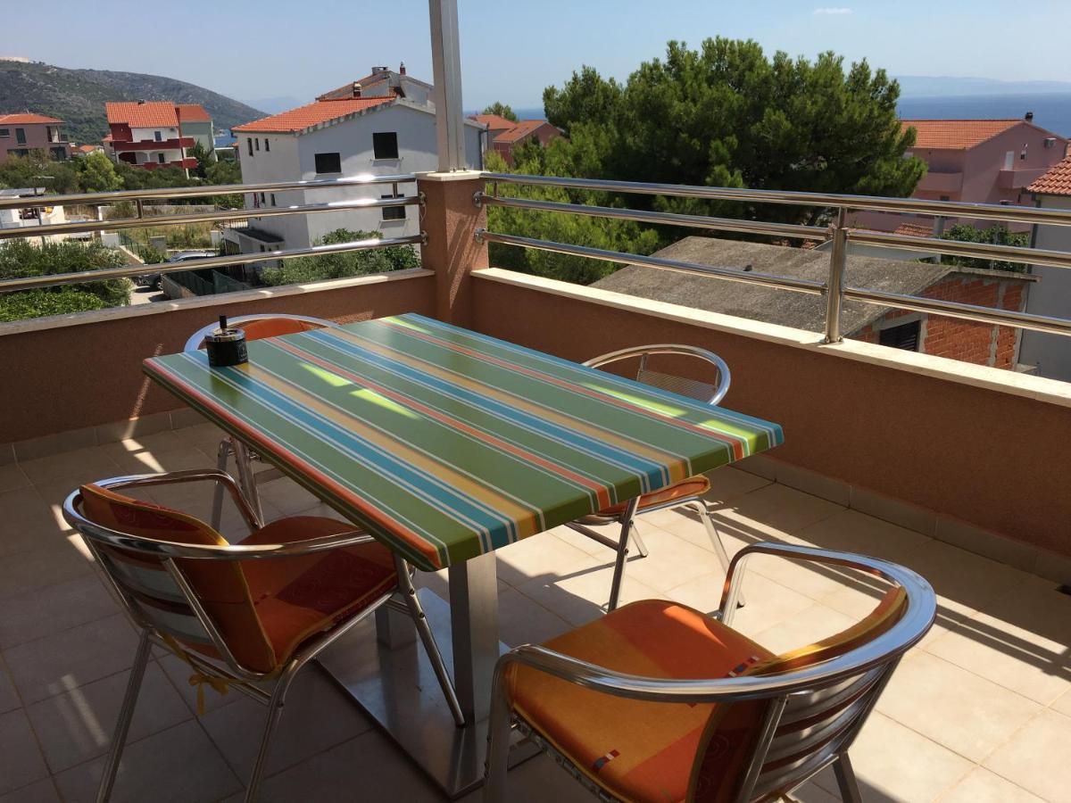 Apartmani Mia Trogir Exterior foto