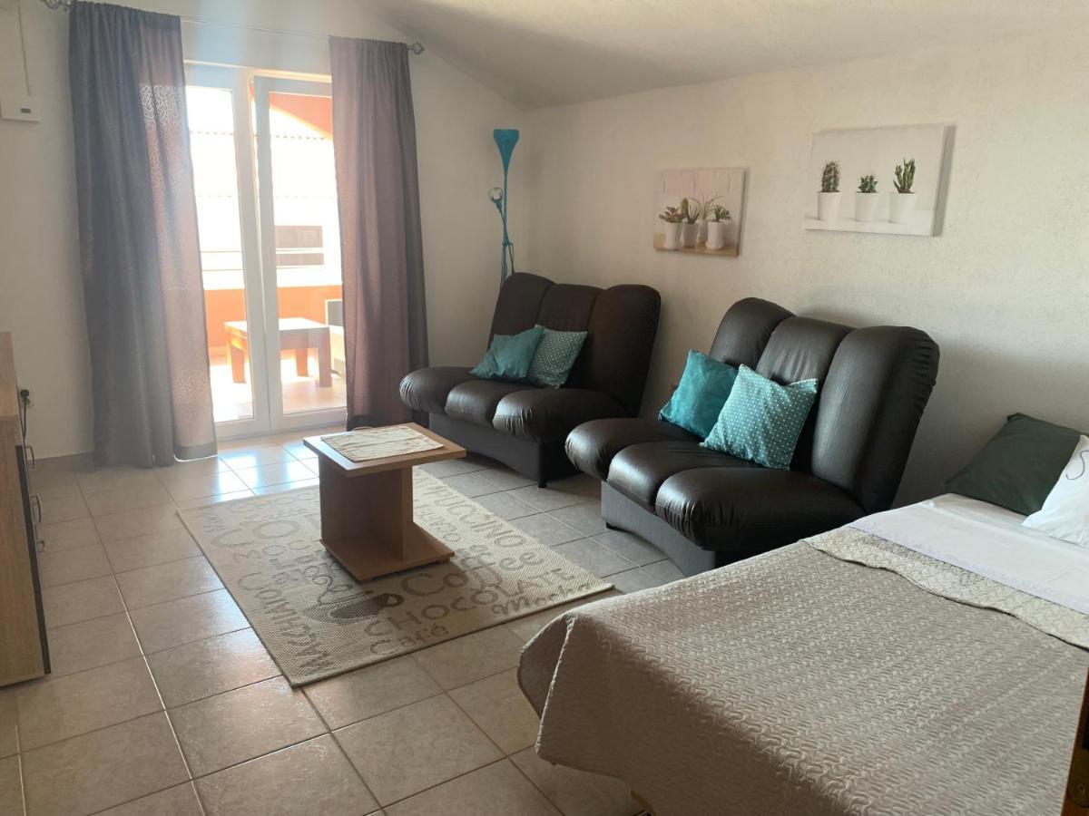 Apartmani Mia Trogir Exterior foto
